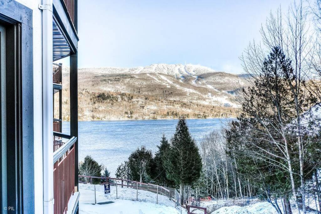 Chic Mt-Tremblant Condo With View On The Lake By Denstays Mont-Tremblant Exterior photo